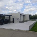 高級感溢れる門柱がお出迎えしてくれる外構